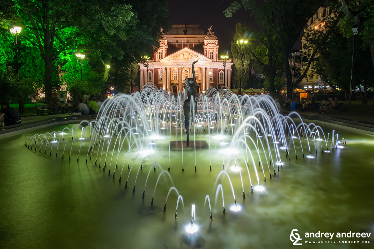 sofia_ivan-vazov-theater_3_night-1